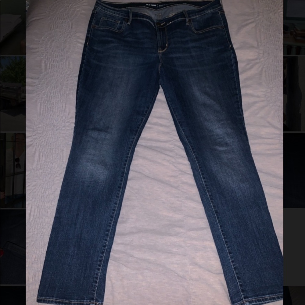 Old Navy “Curvy” Straight Leg Jeans